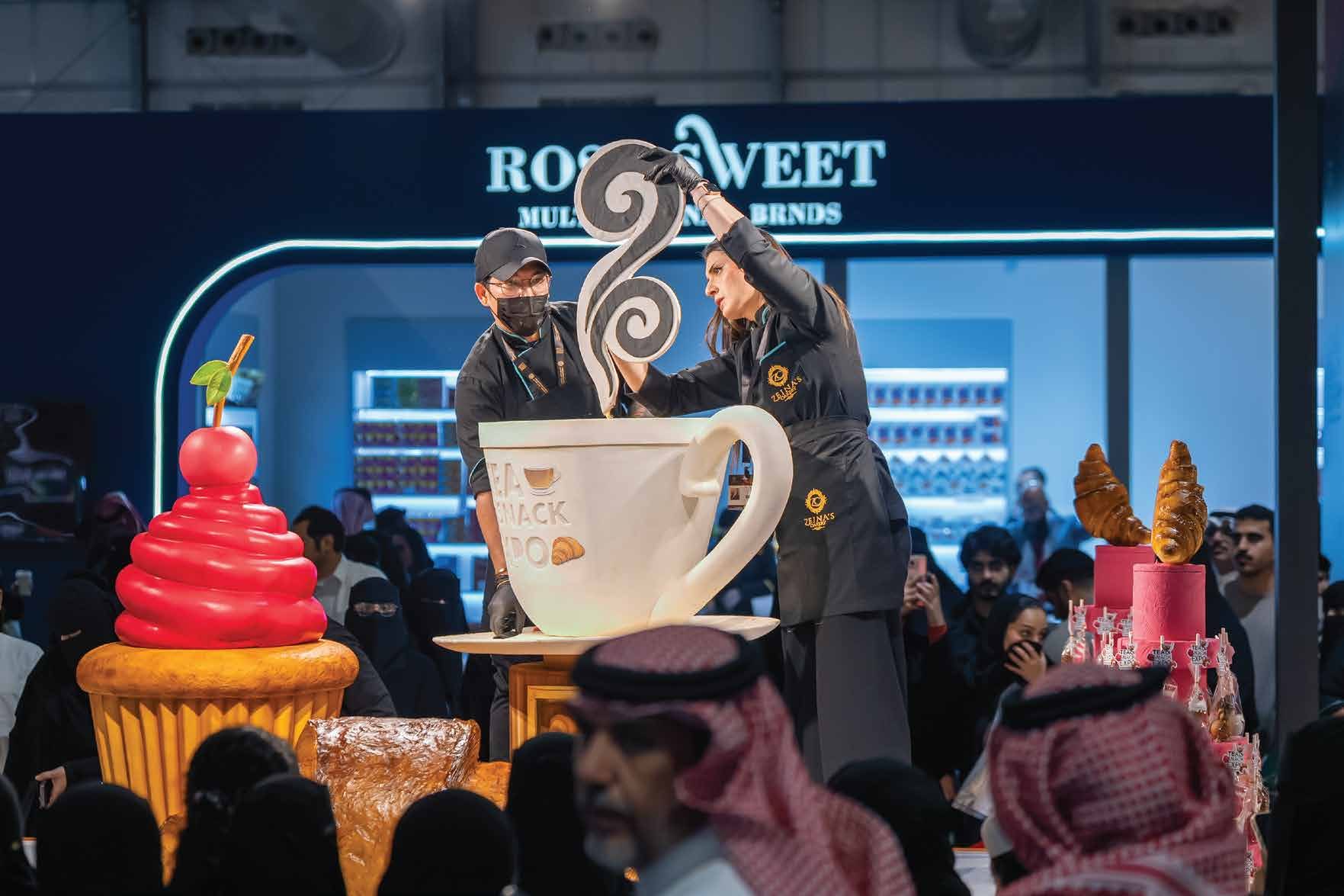 The giant cup on stage